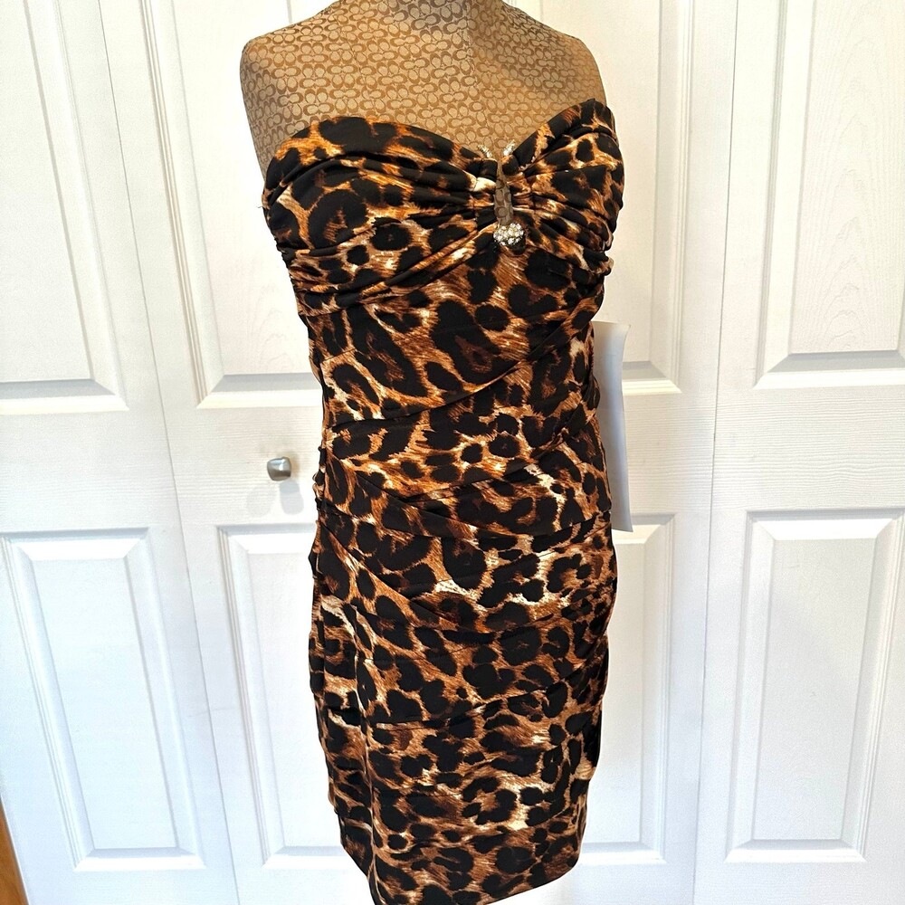 Dress Strapless Leopard Print Dress Size Medium